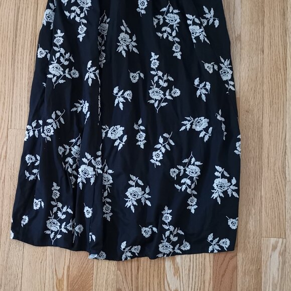 $130 NWT women Emerson Tie-Strap Maxi Dress Abercrombie Black embroidered XXSP - Picture 6 of 7